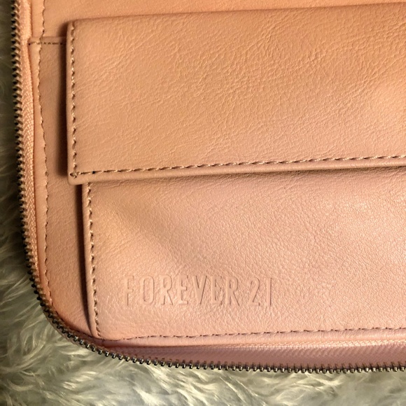 Forever 21 light Pink Crossbody - Picture 3 of 4